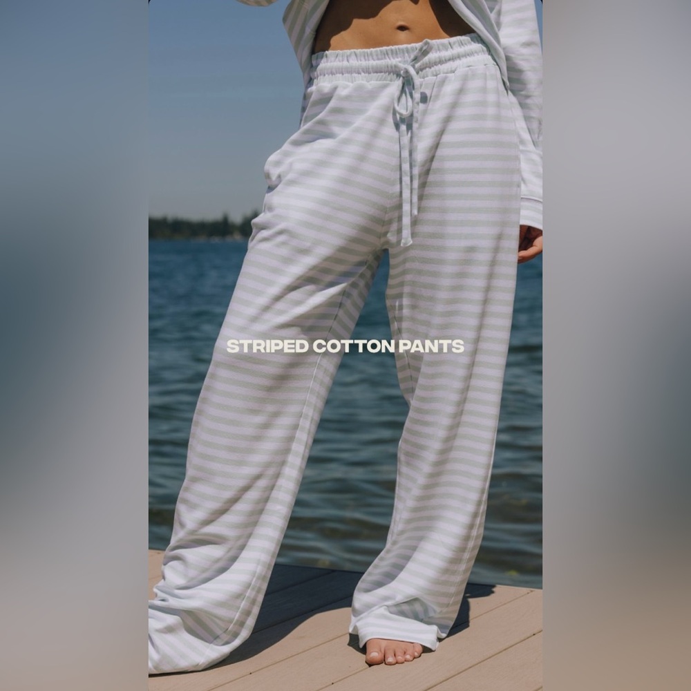 Daily Drills Women's Light Blue & White Striped Straight Leg Pants